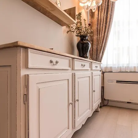 Mini Venice In 10 Minutes Apartment