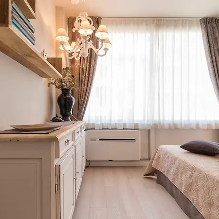Apartment Mini Venice In 10 Minutes